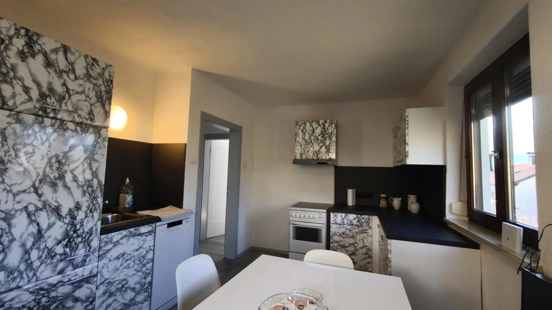 Modern Flat In Quaint Residence With Idyllic Garden Innsbruck 0*,  Rakousko